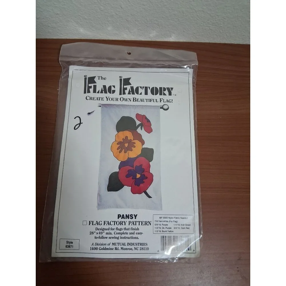 VTG Craft Garden Flag Kit The Flag Factory Pansy #63871 28”x49” 90s Y2K AK12